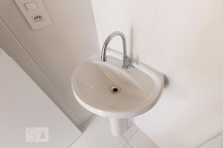 Apartamento à venda com 32m², 2 quartos e sem vaga Apartamento à venda com 32m², 2 quartos e sem vagaBanheiro