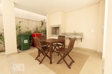 Apartamento à venda com 32m², 2 quartos e sem vaga Apartamento à venda com 32m², 2 quartos e sem vagaÁrea comum - Churrasqueira