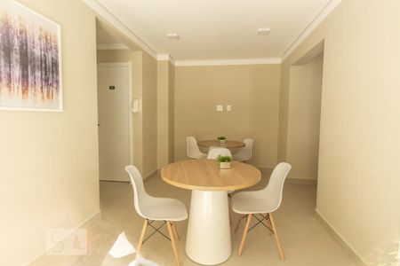 Apartamento à venda com 32m², 2 quartos e sem vaga Apartamento à venda com 32m², 2 quartos e sem vagaÁrea comum