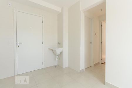 Cozinha e Área de Serviço de apartamento à venda com 2 quartos, 32m² em Itaquera, São Paulo