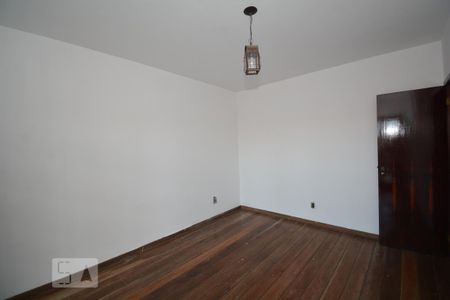 Casa à venda com 315m², 4 quartos e 1 vagaQuarto 4