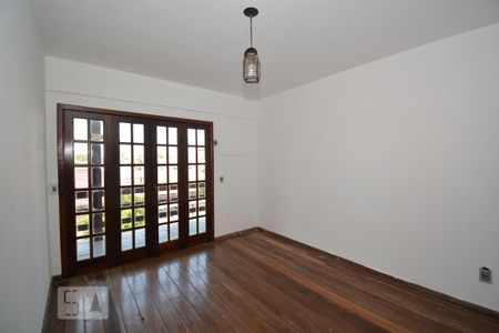 Casa à venda com 315m², 4 quartos e 1 vagaQuarto 4