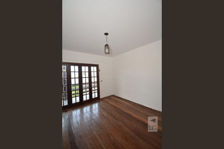 Casa à venda com 315m², 4 quartos e 1 vagaQuarto 4