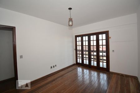 Casa à venda com 315m², 4 quartos e 1 vagaQuarto 4
