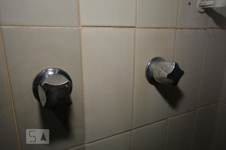 Casa à venda com 315m², 4 quartos e 1 vagaBanheiro