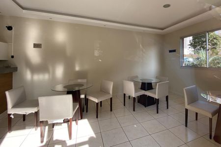 Apartamento para alugar com 46m², 2 quartos e 1 vagaÁrea comum - Salão de festas