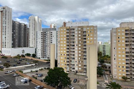 Apartamento para alugar com 46m², 2 quartos e 1 vagaVista