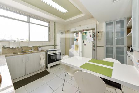 Apartamento à venda com 200m², 3 quartos e 1 vagaCozinha