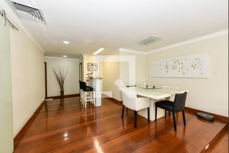 Apartamento à venda com 200m², 3 quartos e 1 vagaSala