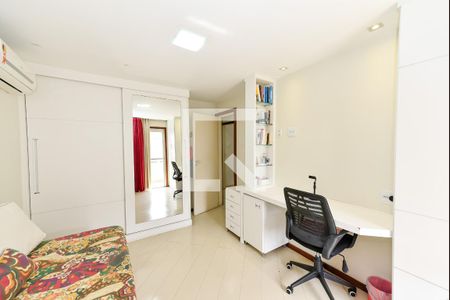 Apartamento à venda com 200m², 3 quartos e 1 vagaQuarto 2