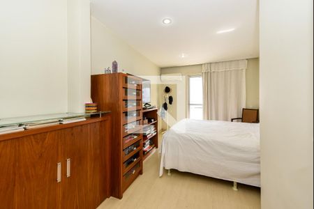 Apartamento à venda com 200m², 3 quartos e 1 vagaSuíte