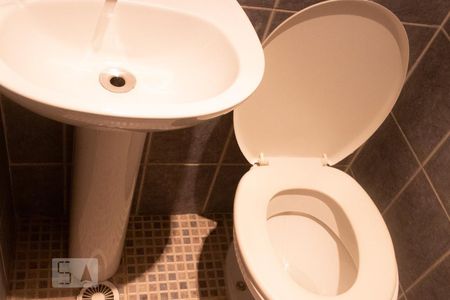 Casa à venda com 259m², 9 quartos e sem vaga Casa à venda com 259m², 9 quartos e sem vagaDetalhe Lavabo