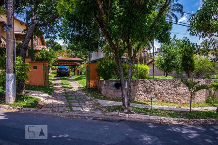 Casa de condomínio à venda com 120m², 2 quartos e 2 vagasFachada