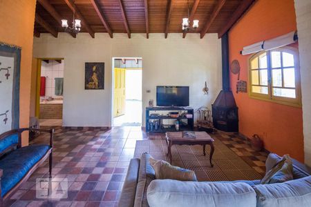 Sala de casa de condomínio à venda com 2 quartos, 120m² em Loteamento Caminhos de São Conrado (sousas), Campinas