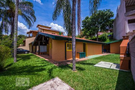 Casa de condomínio à venda com 120m², 2 quartos e 2 vagasQuintal