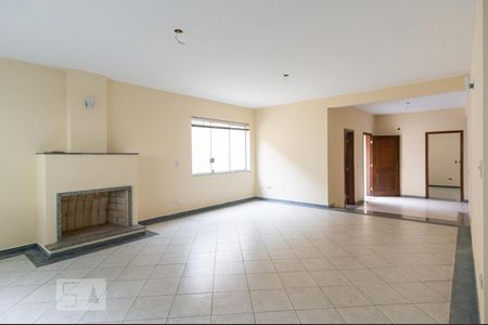 Sala de casa à venda com 3 quartos, 320m² em City América, São Paulo