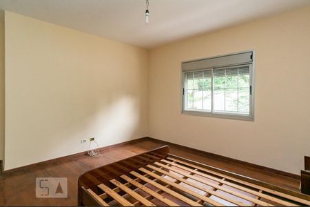 Casa à venda com 320m², 3 quartos e 3 vagasSuíte 2