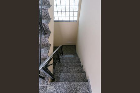 Casa à venda com 320m², 3 quartos e 3 vagasEscadas