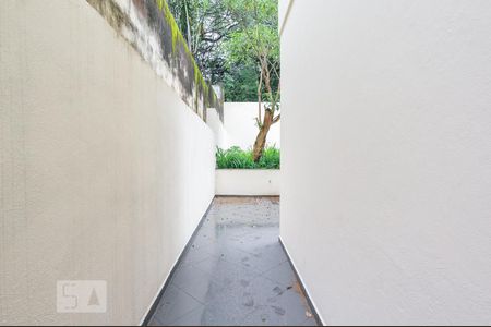 Casa à venda com 320m², 3 quartos e 3 vagasCorredor