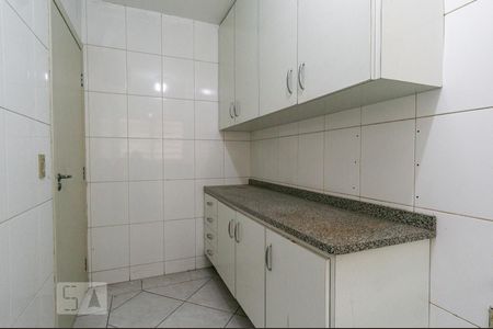 Casa à venda com 320m², 3 quartos e 3 vagasCozinha