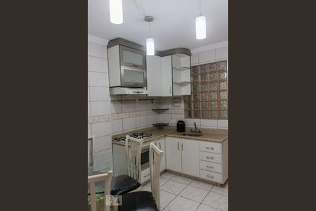 Apartamento à venda com 68m², 2 quartos e 1 vagaCozinha