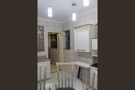 Apartamento à venda com 68m², 2 quartos e 1 vagaCozinha