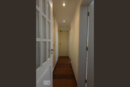 Apartamento à venda com 97m², 3 quartos e 4 vagasCorredor