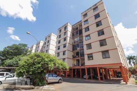 Apartamento para alugar com 84m², 3 quartos e 1 vaga Apartamento para alugar com 84m², 3 quartos e 1 vagaFachada