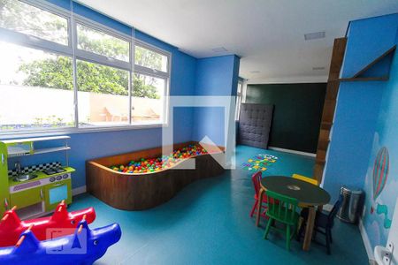 Apartamento para alugar com 74m², 2 quartos e 1 vaga Apartamento para alugar com 74m², 2 quartos e 1 vagaÁrea comum - Brinquedoteca