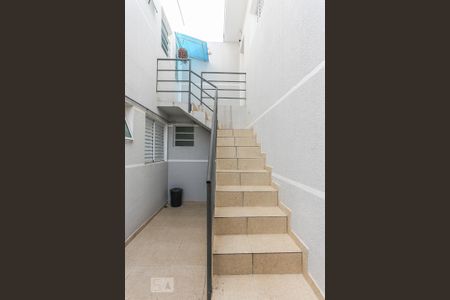 Studio para alugar com 18m², 1 quarto e sem vaga Studio para alugar com 18m², 1 quarto e sem vagaArea Comum Escada