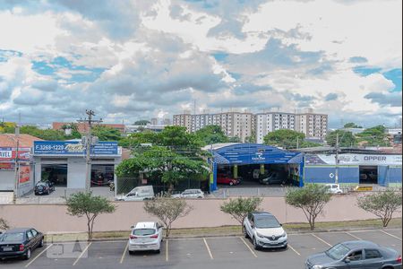 Apartamento para alugar com 77m², 3 quartos e 1 vaga Apartamento para alugar com 77m², 3 quartos e 1 vagaVista do Quarto 2