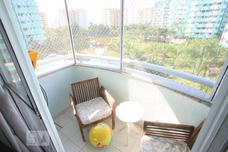 Apartamento à venda com 77m², 2 quartos e 1 vagavaranda do quarto 2