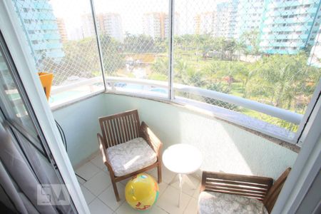 Apartamento à venda com 77m², 2 quartos e 1 vagavaranda do quarto1