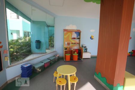 Apartamento à venda com 77m², 2 quartos e 1 vagabrinquedoteca2