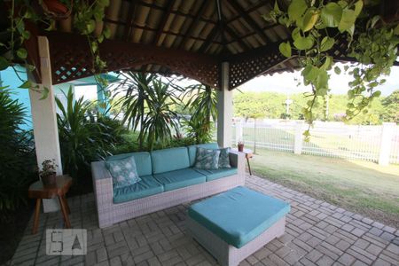 Apartamento à venda com 77m², 2 quartos e 1 vagaÁrea comun- pérgola