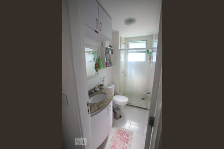 Apartamento à venda com 77m², 2 quartos e 1 vagabanheiro suíte2