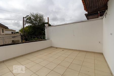 Casa à venda com 120m², 3 quartos e 2 vagas Casa à venda com 120m², 3 quartos e 2 vagasVaranda Quarto 3 - Suíte