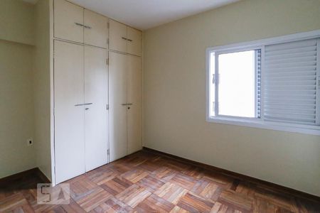 Apartamento para alugar com 120m², 3 quartos e 1 vagaQuarto 2