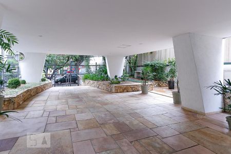 Apartamento para alugar com 120m², 3 quartos e 1 vagaEntrada