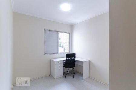 Apartamento à venda com 115m², 3 quartos e 1 vagaQuarto 2
