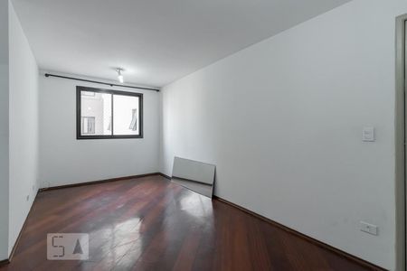 Sala de Apartamento com 2 quartos, 55m² Vila Campestre