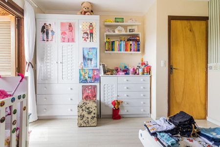 Casa para alugar com 181m², 3 quartos e 2 vagasDormitório