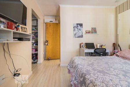 Casa para alugar com 181m², 3 quartos e 2 vagasSuíte