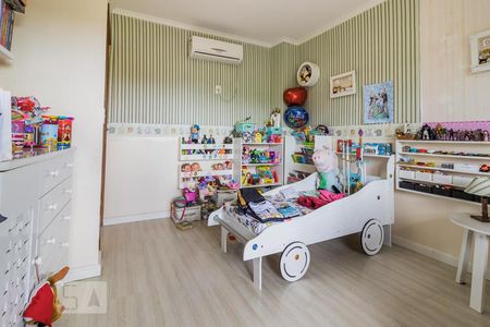 Dormitório de casa para alugar com 3 quartos, 181m² em Campo Novo, Porto Alegre