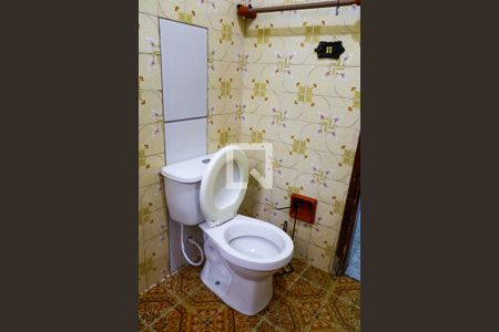 Banheiro de casa à venda com 6 quartos, 576m² em Vila Osasco, Osasco