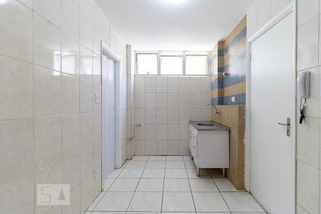 Apartamento à venda com 81m², 2 quartos e 1 vaga Apartamento à venda com 81m², 2 quartos e 1 vagaCozinha