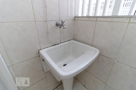Apartamento à venda com 81m², 2 quartos e 1 vaga Apartamento à venda com 81m², 2 quartos e 1 vagaLavanderia