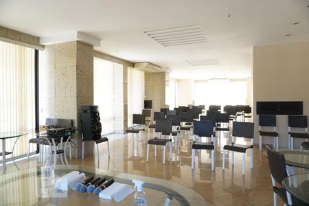 Apartamento para alugar com 99m², 3 quartos e 2 vagasÁrea comum - Salão de festas