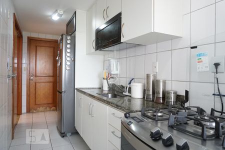 Apartamento para alugar com 99m², 3 quartos e 2 vagasCozinha e Área de Serviço