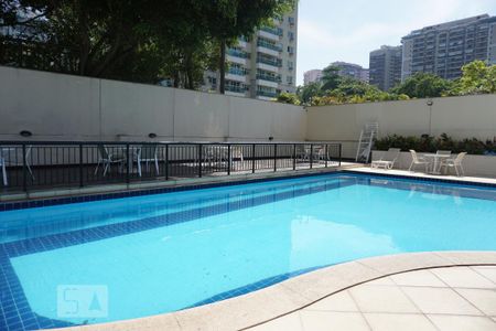 Apartamento para alugar com 99m², 3 quartos e 2 vagasÁrea comum - Piscina